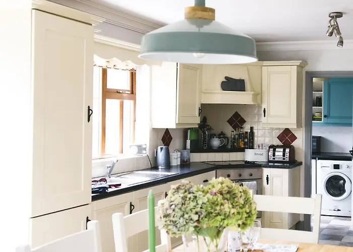 Mountain View House *